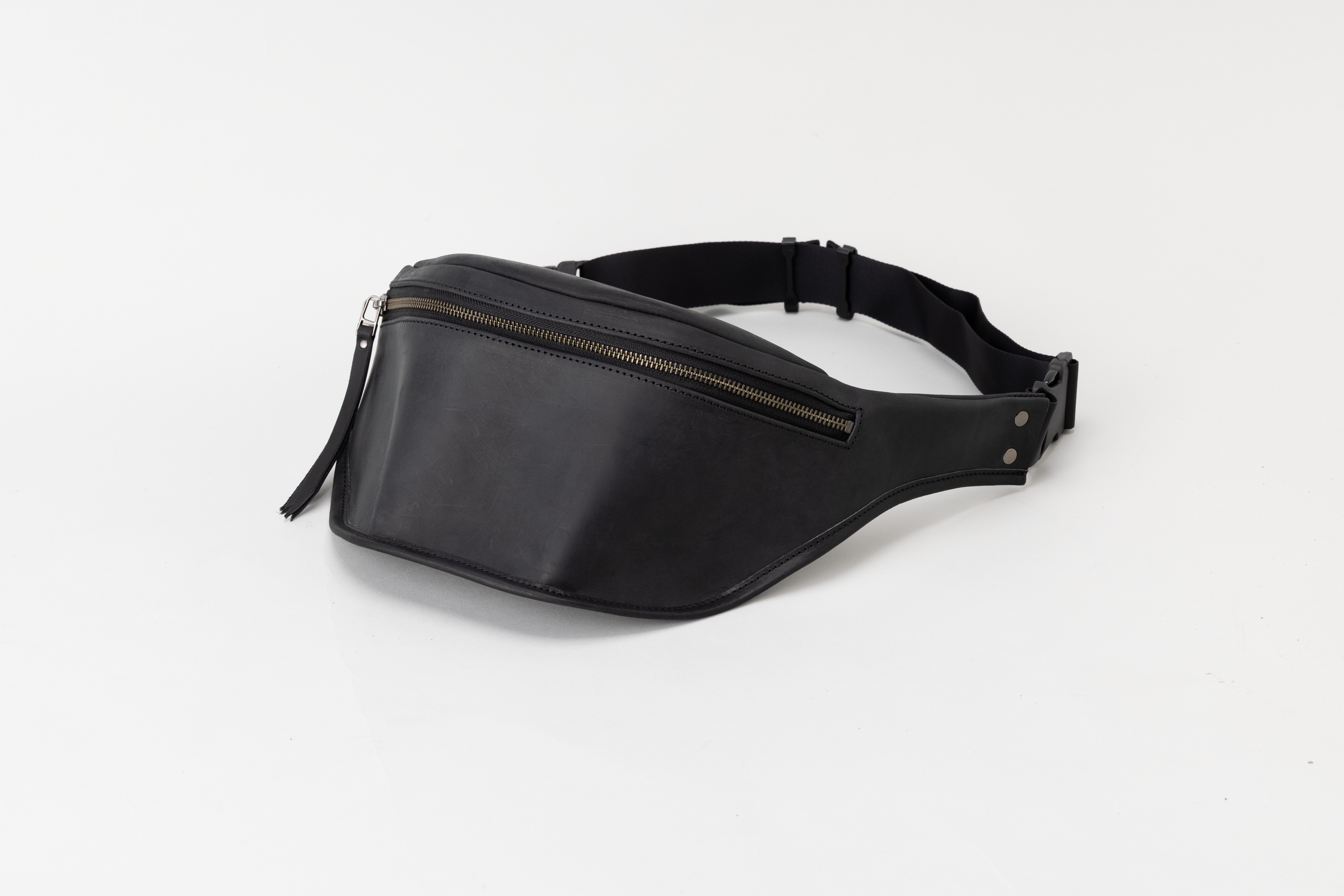 Two-Way Crossbody Bag（BLK）