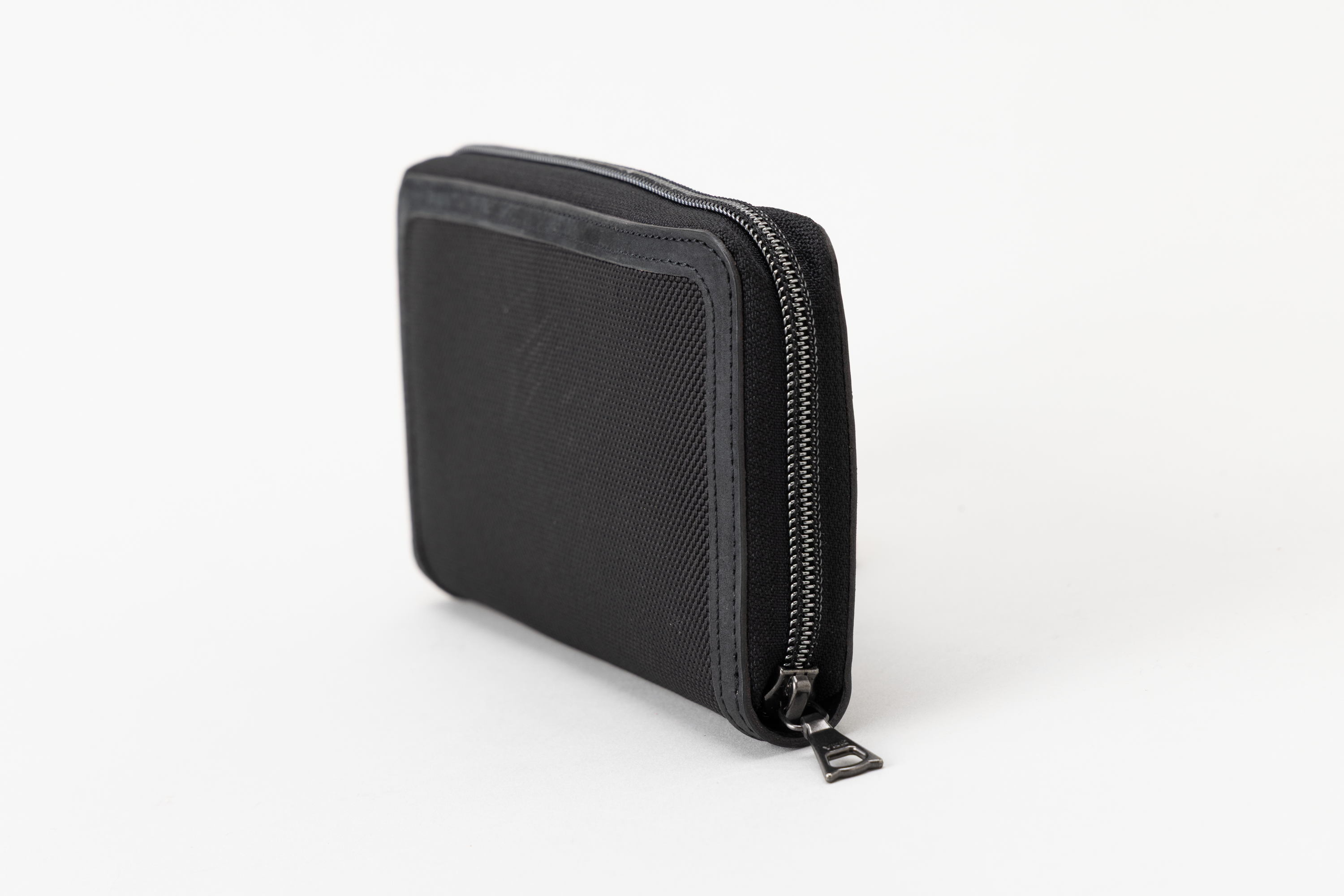 Round-Zip Wallet（Cordura Ballistic）